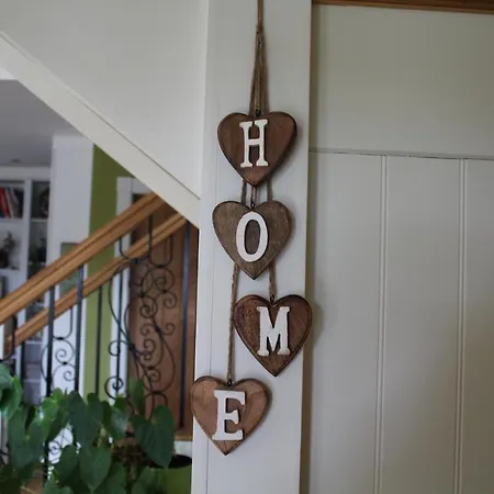 Luachra Bed and Breakfast Gneeveguilla